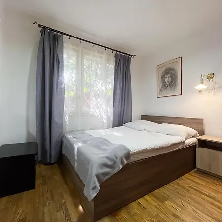 Semesterbostad Kiwi By Interhome